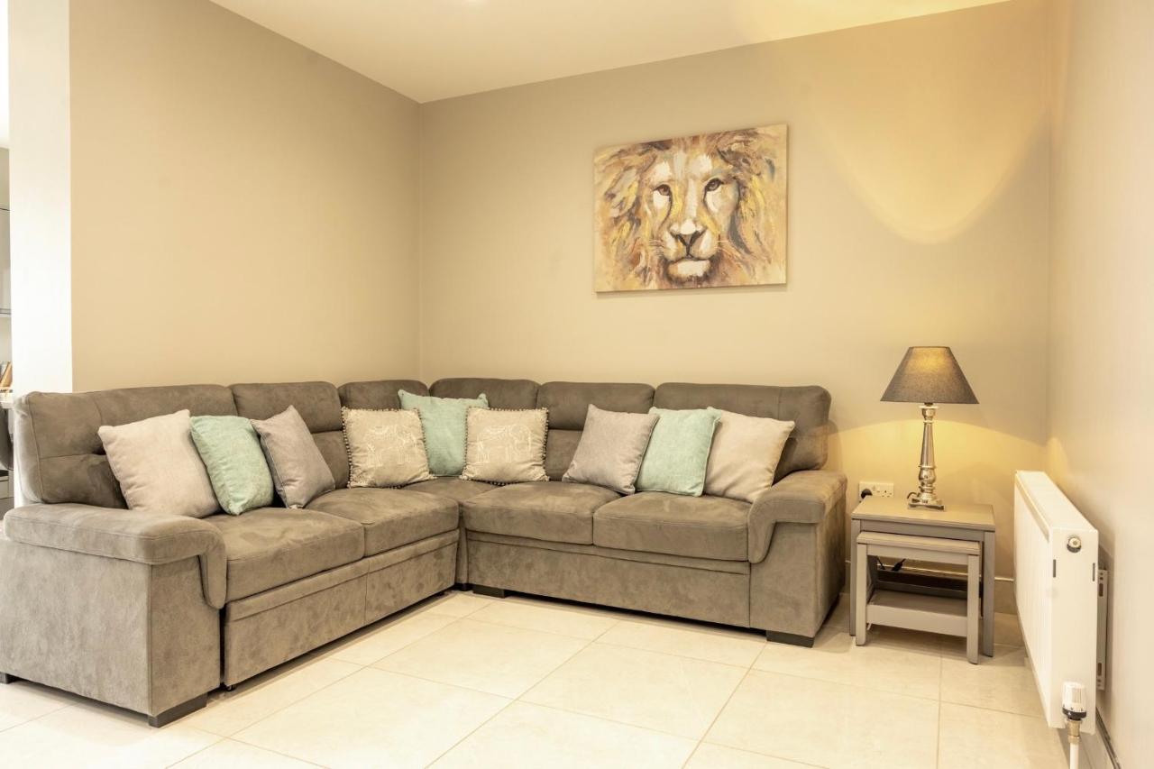 The View Apartment 2, Newry - Luxury Open Plan Apartment With City Views 外观 照片