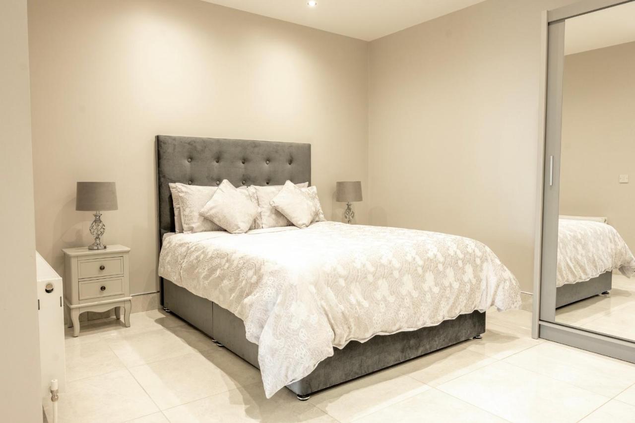 The View Apartment 2, Newry - Luxury Open Plan Apartment With City Views 外观 照片